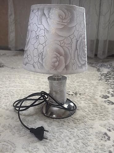 mucru azerbaycan dili: TƏCİLİ SATILIR❗️Dekorativ masaüstü lampa. Vəziyyəti əladır,tam — 1