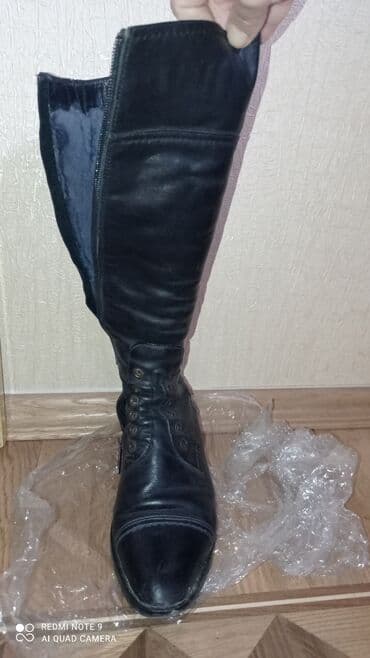 Бусы: Ботфорты, Burberry, Размер: 39, цвет - Черный, Б/у — 7