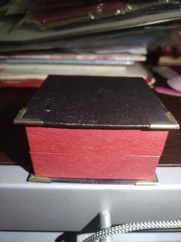 gumus qolbaq kisi ucun: İşlənməyib şəkildə göründüyü kimidir. Kişi üçün qol düyməsi dəsti — 5