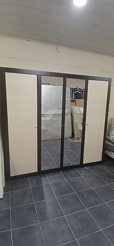 Yataq otağı üçün mebel dəsti - 4 qapılı iri paltar şkafı: orta — 1
