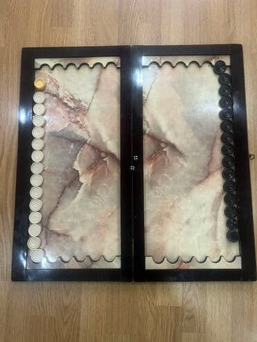 Taxta/şahmat/nərd dəsti - İkili oyun dəsti: həm nərd, həm də şahmat