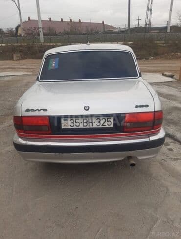Bıçaqlar: GAZ Volga 3110 sedan - Gövdə tipi: 4 qapılı sedan - Rəng: gümüşü - — 2