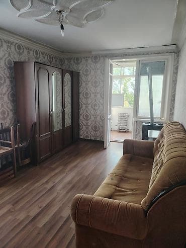 merkezde: Mənzil Gəncə şəhər azertifakda alov ticarət mərkəzinin qarşısında — 1