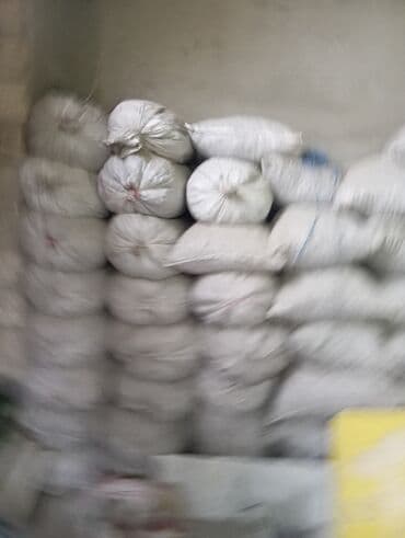 Yarmalar və paxlalar: 2 tona yaxın badam var kilosu 2 manat toplu alana endirim olunacaq — 1