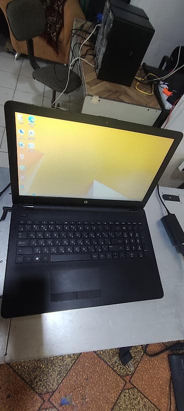 internet ötürücü: İşlənmiş HP 15.6 ", Intel Celeron, 512 GB — 2