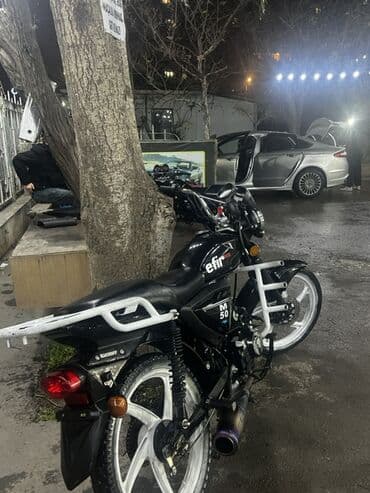 Kasalar: Moped/motosiklet – Efir M50 - Mühərrik: 50cc, 4 takt (üzərində “M50” — 2