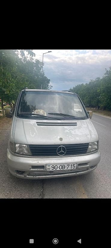 met: Mercedes-Benz Vito: 2.2 l | 2001 il Van/Minivan — 3
