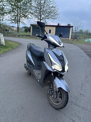 c 202 stopu: Şəhər üçün rahat və qənaətcil skuter 40-45 km max sürət hərşey işləkdi — 2