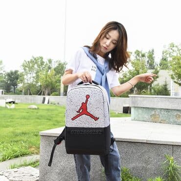 məktəbli sumkası: Спорт сумка Hər kəsə salamlar Real şəkilləridir Geniş həcimli — 1