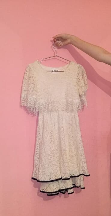 вязаные детские пальта: Qız uşaqları üçün geyim dəsti sadəcə 1 dəfə istifadə olunub. 1) Ağ — 1