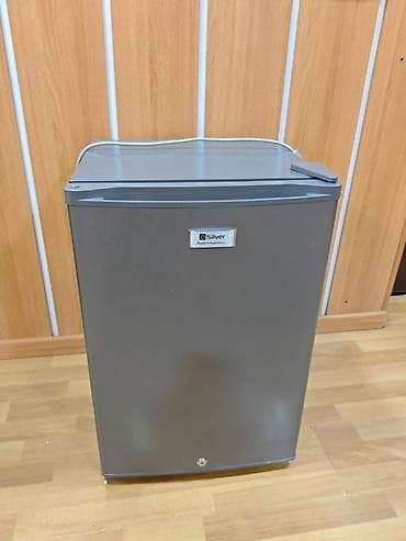 İşlənmiş Mini Soyuducu Satılır, rəng - Boz