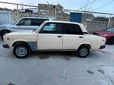 4 qapi niva satilir: LADA 2107 sedan Mator karopka peredok ideal vəziyyətdədir heç bir — 6