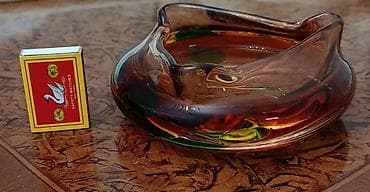 Qalın şüşədən dekorativ kül qabı - Material: ağır və qalın rəngli lalafo.az -da Qalın şüşədən dekorativ kül qabı - Material: ağır və qalın rəngli