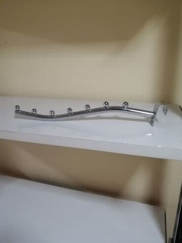 İstehsal avadanlığı: Mağaza vitrini üçün metal geyim asqısı – paltar nümayiş çubuqları 107 — 6