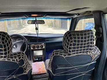 mercedes c: Mercedes-Benz 190 (W201): 2 l | Sedan — 6