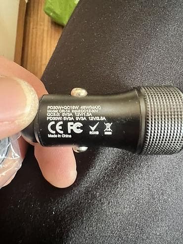 maşın cuxolları: 1eded 5AZN Avtomobil üçün telefon aksessuarları dəsti 1) Universal — 4