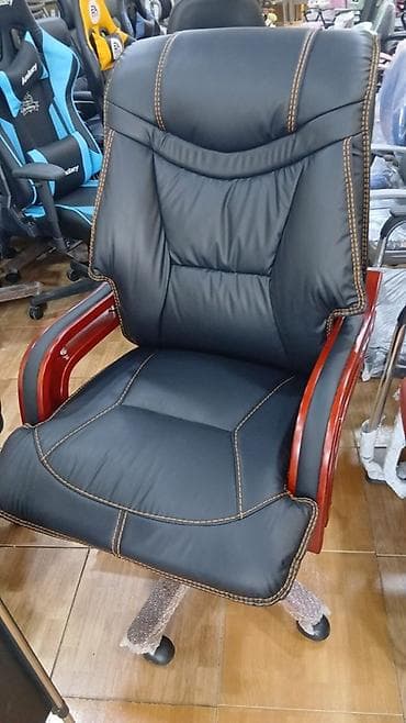 Təkərli, Qolları tənzimlənmir, Süni dəri