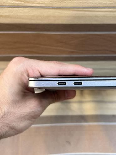 İşlənmiş Apple MacBook, 13.3 ", Apple M1, 256 GB — 3