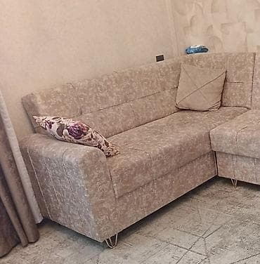 perla mebel: Təmiz və səliqəli istifadə olunub. Ölçüsü 2 m × 1.70 m. Ünvan — 2