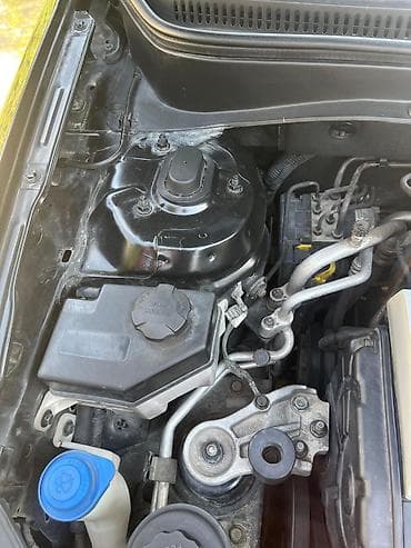 mitsubishi lancer evolution: Kia Rio hatchback - Korpus: 5 qapılı hatchback, qara rəng - Mühərrik — 5