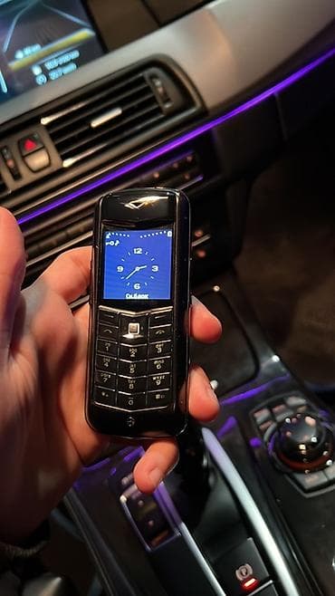 telefon qiyməti: Vertu Constellation, < 2 GB Memory Capacity, rəng - Qara, Düyməli — 4
