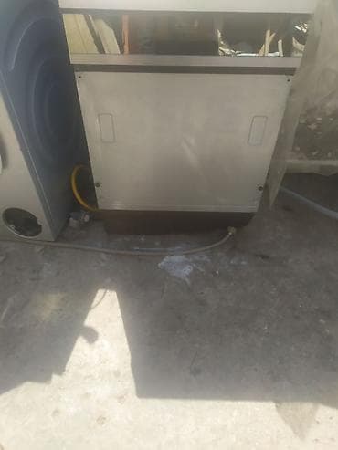 quraşdirilan soba: Qabyuyan maşın – tam ölçülü, inbuilt tip Xüsusiyyətlər: - Tam ölçülü — 4