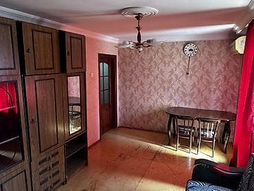 Mənzil Sabunçu rayon İcra Hakimiyyəti ilə üzbəüz yerləşir 1 otaqdan 2 — 2