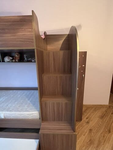 мебель в детскую комнату: Для девочки и мальчика, Б/у, Кровать, С матрасом, С выдвижными ящиками, Ламинат — 6