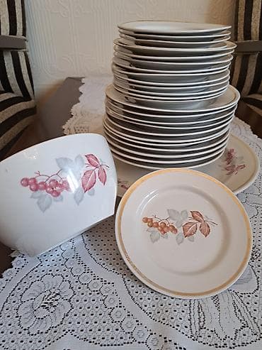 Məhsul: Dekorativ qrafin və badə dəsti 30 azn,bu destin boz rengide — 5