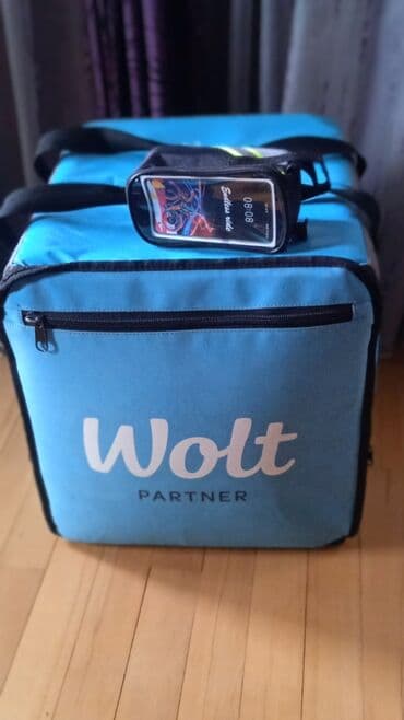 3 simli telefon: Wolt çantas təzədir + powerbank və kiçik şeyləri qoymaq üçün çanta + — 1