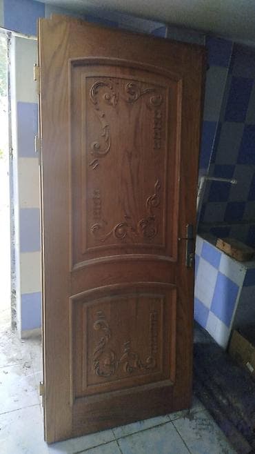 şuşə satışı: Şabalid agacinnan 4 eded otaq qapisi 90/205.1 şüşeli 3 sade. Cercive — 3