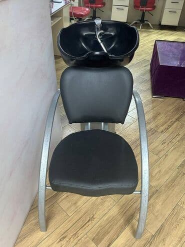 qara sabun qiymeti: Moyka – 200 AZN Qırmızı salon kresloları – hər biri 350 AZN (2 ədəd) — 2