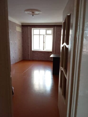 ilkin odənişsiz evler: Bakı, Hövsan qəs., 3 otaqlı, Köhnə tikili, 60 kv. m — 1