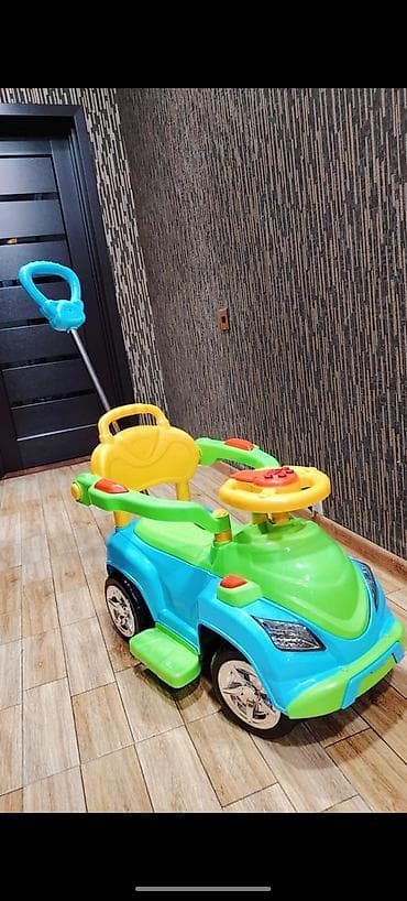 Uşaq minik avtomobili – itələmə və ayaqla sürmə üçün - Rənglər