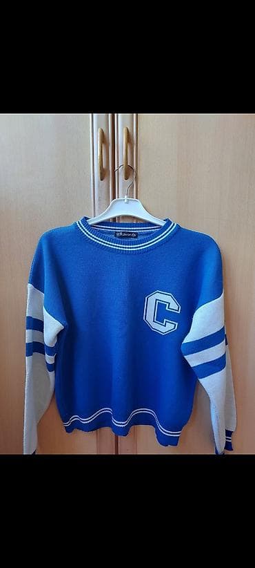 payız geyimləri: Don xaric digərləri 2ci əl geyimdir. Don 10 azn. digərlərinin qiyməti — 3