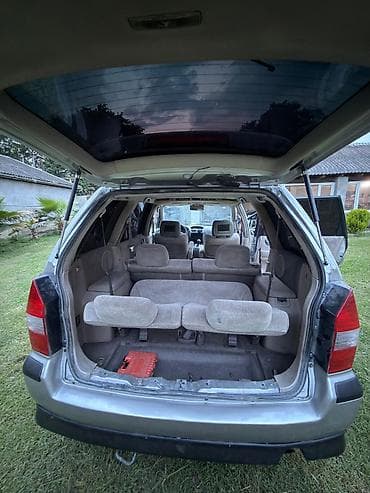 universal: Mitsubishi Chariot: 2.4 l | 2000 il 441000 km Van/Minivan — 5
