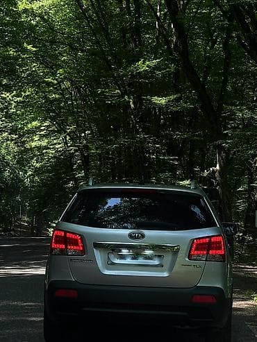 Kia: Kia Sorento: 2 л | 2011 г. Кроссовер — 3
