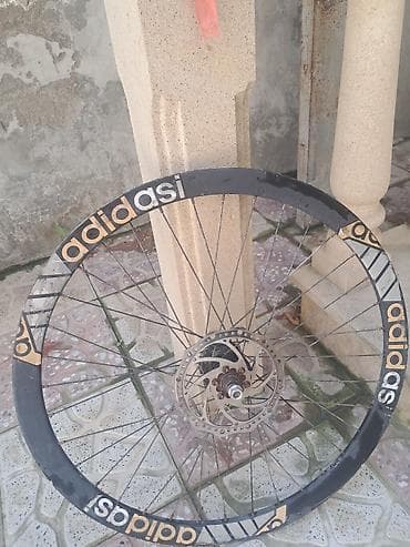 Velosiped ön təkər komplekti - Ölçü: 26" (təxmini, şəkilə əsasən) -