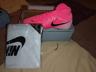 Nike Mercurial Superfly kramponları - Modellər: yüksək boğazlı