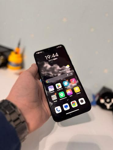 Redmi Note 8, 64 ГБ, цвет - Черный, Отпечаток пальца