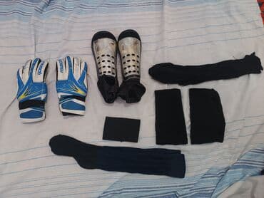 roller üçün qoruyucu uşaq şortikləri: Futbol üçün komplekt avadanlıq - Qapıçı əlcəkləri: Reusch markası — 3