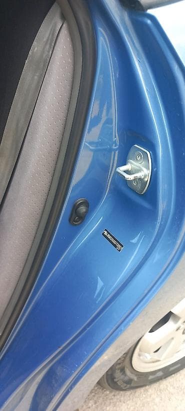 pirus 40 kuza: Toyota Prius: 1.5 л | 2007 г. Хэтчбэк — 4