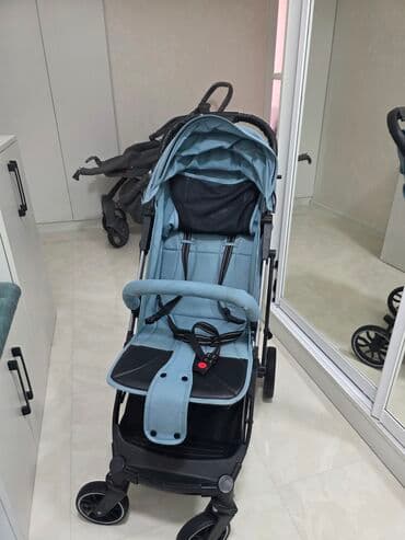 Klassik gəzinti arabası