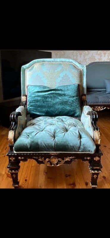 divan kreslo uzu: İşlənmiş, Klassik divan, 2 kreslo — 3