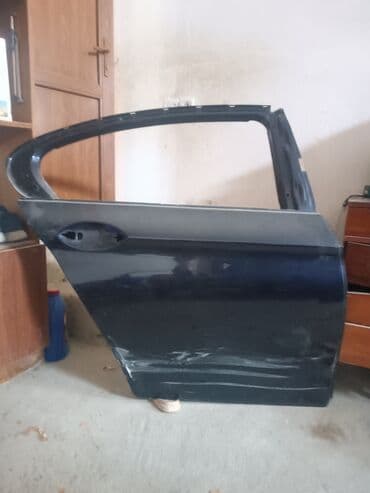 Sağ arxa, BMW BMW F10, 2014 il, ABŞ, Ünvandan götürmə