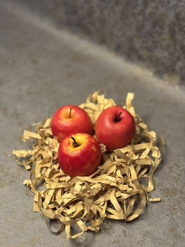 марал гель оригинал: Məhsul: şam Qırmızı mini almalar (dekorativ görünüşlü) 1ədəd 4azn — 2