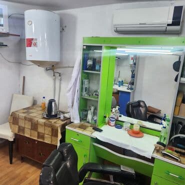 домашняя барная стойка: Xidmət: Kişi salonu (bərbər) Təsvir: - Şəhər mərkəzinə yaxın — 8