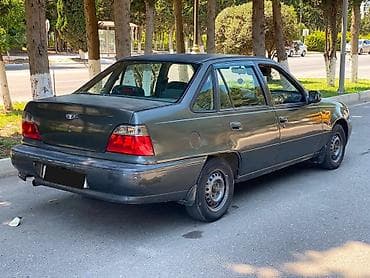 kia shuma 2003: Daewoo Nexia: 1.5 l | 2001 il Sedan — 9