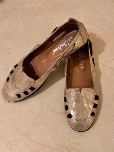 ağ mokasinlər: Ölçü: 37, rəng - Qızılı, İşlənmiş — 1