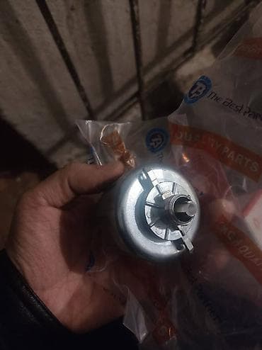 Mercedes isiq yandırıcı (kulcateri) satıram. 55 azn Təzədir.1 ədəddir — 2